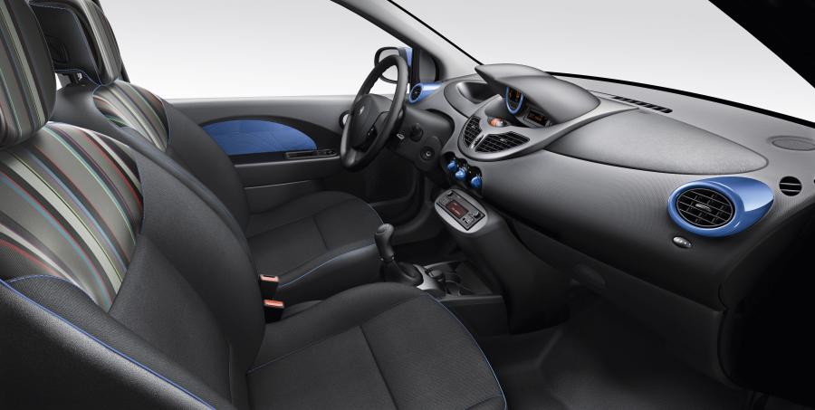  Renault Twingo 2011 года  (фото 54 из 83)